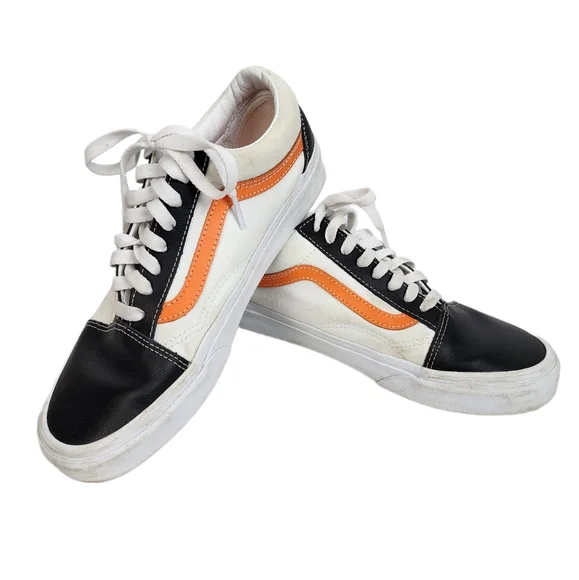 Vans Shoes Vans Old Skool Low Top Skateboard Lace Up Sneaker
